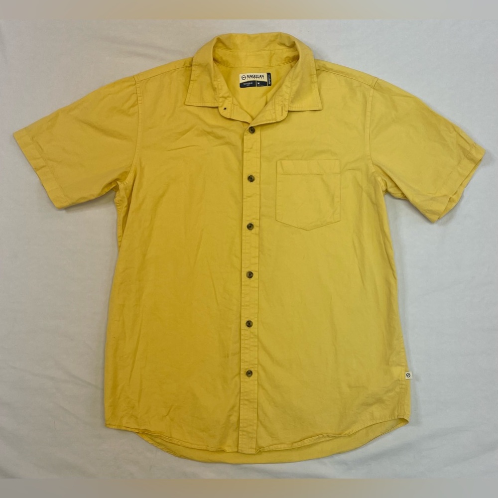 Magellan Mens Button-Up Shirt Yellow Short Sleeve Classic Fit Size Medium